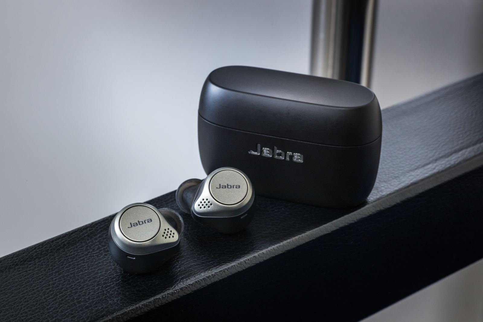通勤往復200分の編集長が「Jabra Elite 85t」を使って気づいたこと