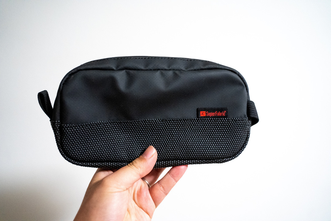 1CB9C0FE-7BF8-4E03-891A-6CE93477E25C