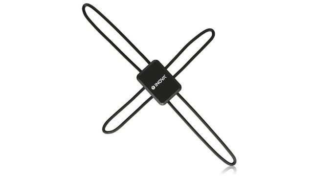 アームが4方に曲がるホルダーなら、スマホや小物を自在に設置できちゃうよ