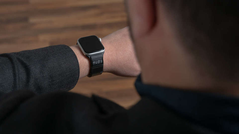 CES 2021で個人的に気になったニュースを紹介 11 210113MudraBand1 w960