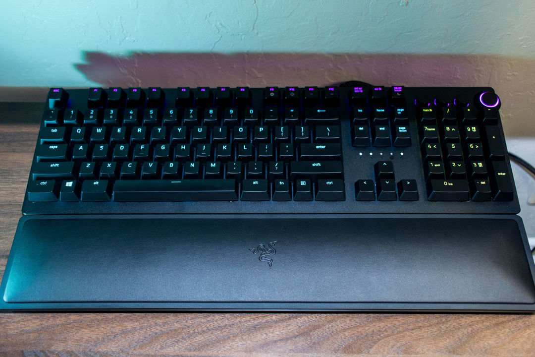 20210119best_gaming_keyboards_4_Razer_Huntsman_Elite