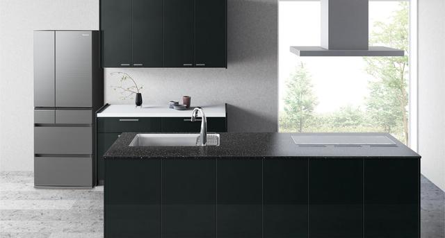 「卵いくつ残ってる?」を教えてくれる。パナソニックのIoT冷蔵庫は「買い忘れ」を防ぎます