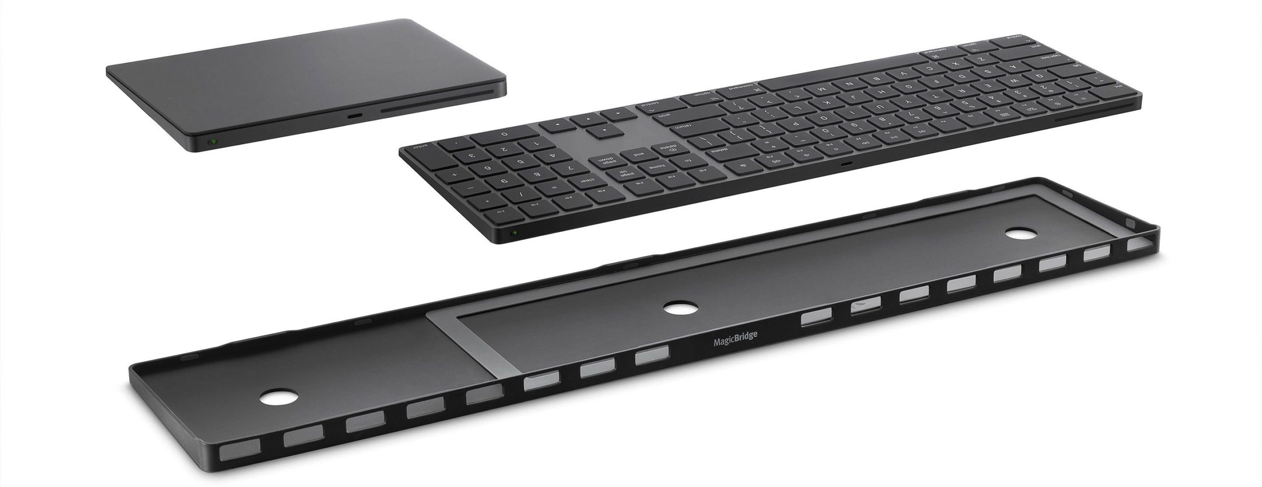 へ〜、トラックパッド付きのMagic Keyboard？ えっ、合体させたの