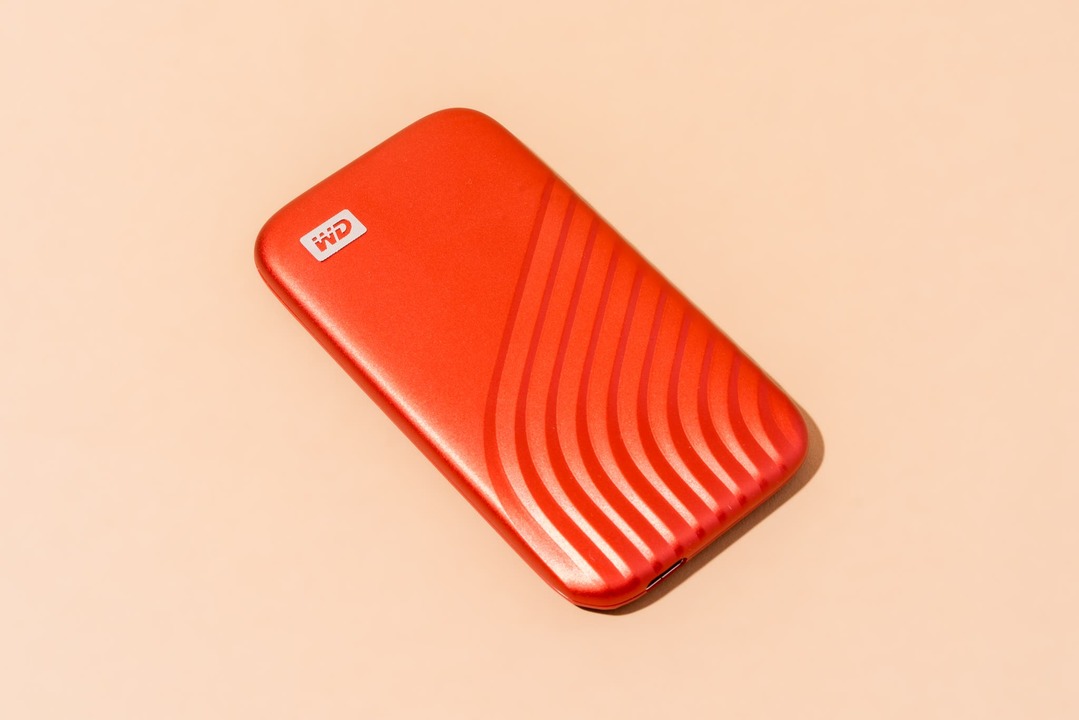 210416WExternalHardDrives7