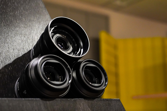 ソニーのフルサイズ向けGレンズ三兄弟「FE 24mm F2.8 G」「FE 40mm F2.5 G」「FE 50mm F2.5 G」をまるっと試し撮り