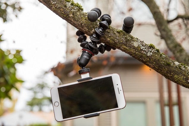 smartphone-tripods-lowres636-300