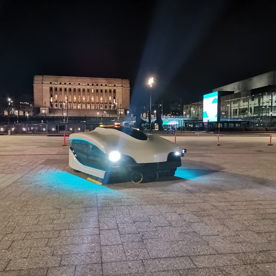 夜のヘルシンキで活躍する未来のロボット掃除機 21年5月16日 Biglobeニュース 夜のヘルシンキで活躍する未来のロボット掃除機 21年5月16日 Biglobeニュース
