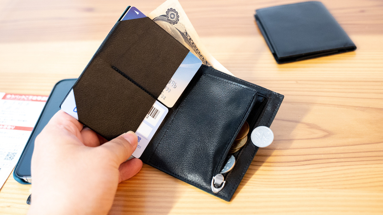 レザー採用で6mm 超薄型財布 Tenuis3 Leather Tl を使ってみた ギズモード ジャパン