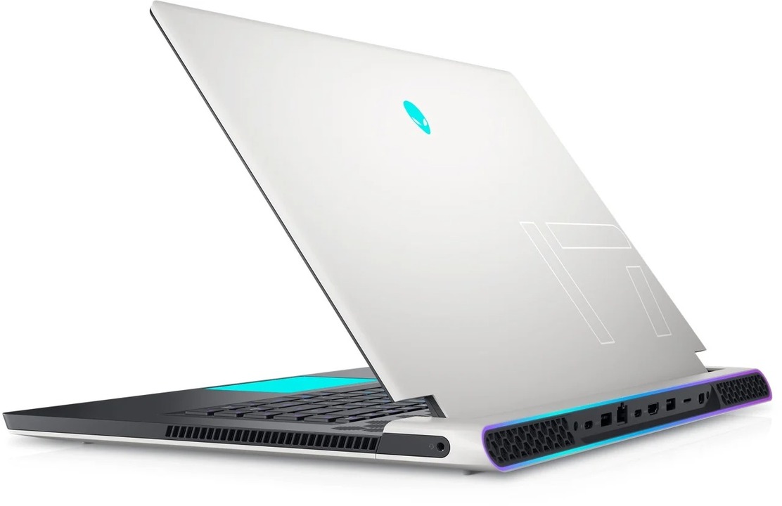 210602alienwareX02