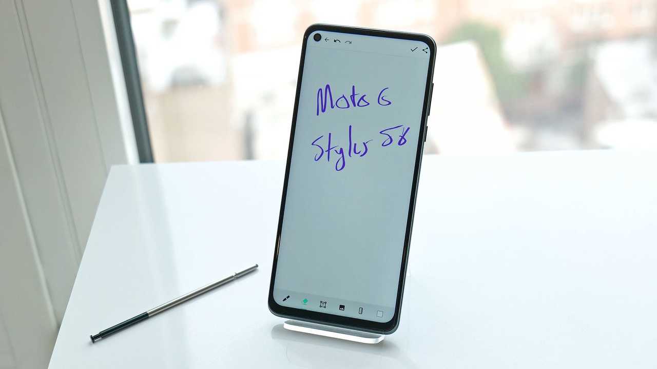 210614moto5g-02