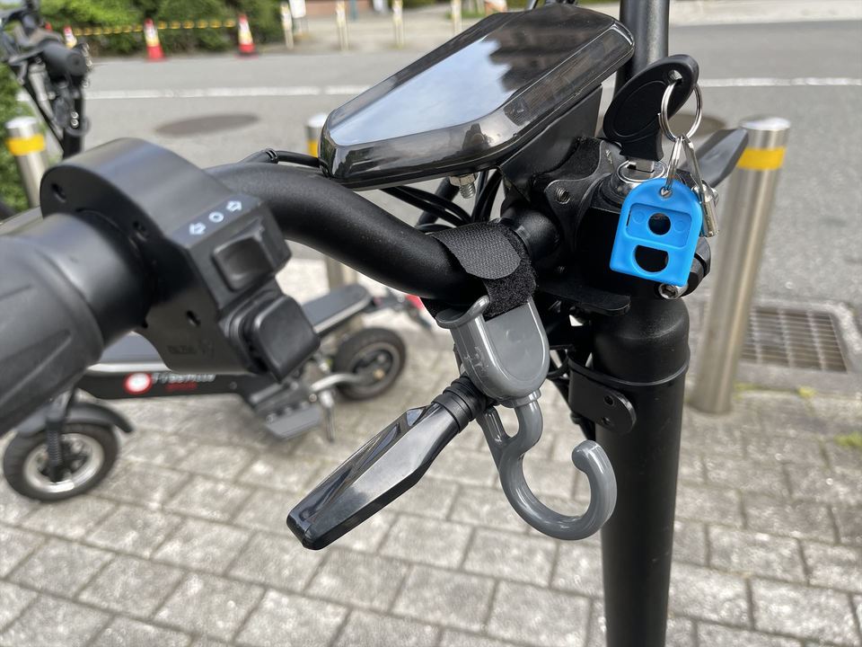 近場ならこれでいける 原付スクーター並に乗れるevスクーター Free Mile Plus ギズモード ジャパン