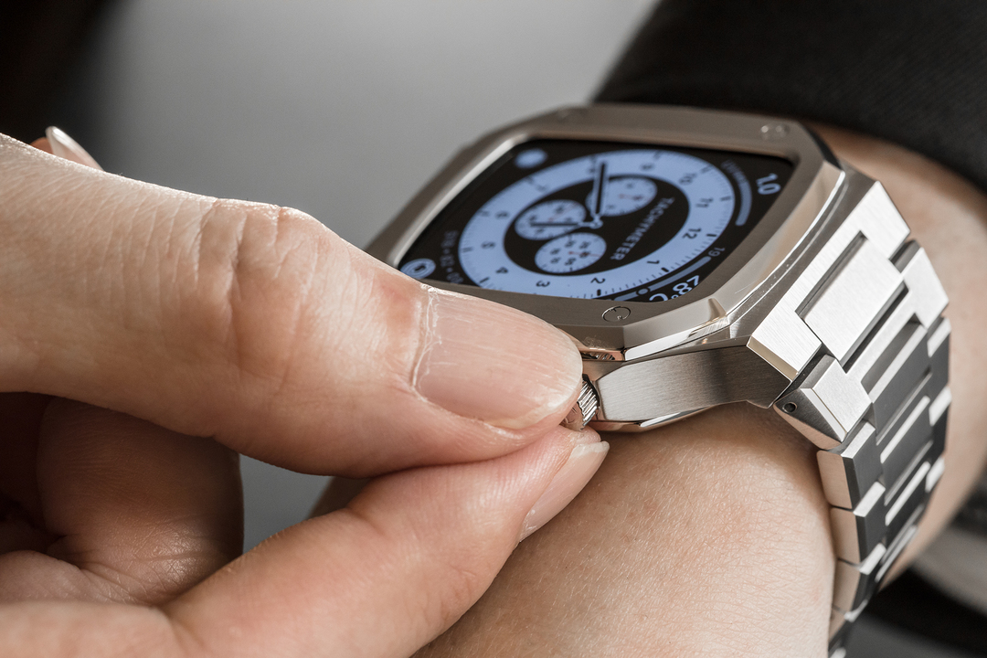 Apple Watchに「官能美」をプラスオン。上質な仕上げで高価格も納得の Apple Watchに「官能美」をプラスオン。上質な仕上げで高価格も納得の