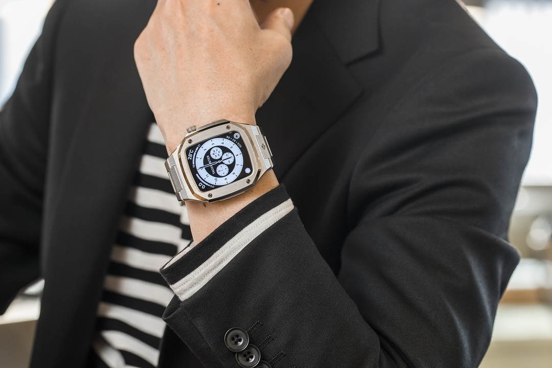 Apple Watchに「官能美」をプラスオン。上質な仕上げで高価格も納得の Apple Watchに「官能美」をプラスオン。上質な仕上げで高価格も納得の