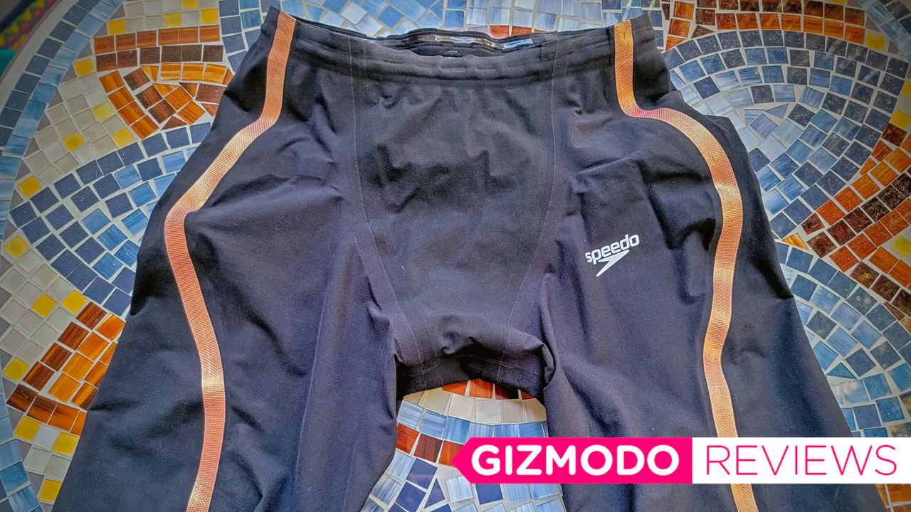 オリンピック選手の競泳水着は普通のスイマーでもビビるくらい速い 