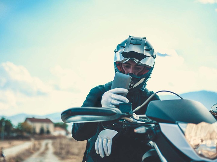アップル バイクの振動はiphoneのカメラの故障につながるから注意してね ギズモード ジャパン