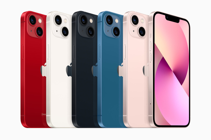 ギズモード・ジャパンのニュース記事「何を買えばいいのか迷っている人必見。2021年最新版、iPhone 13の選び方ガイド」の画像