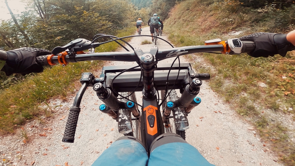 210929_orangebikes2