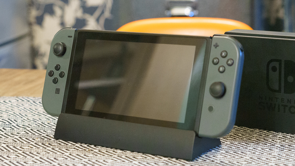 ニンテンドースイッチをテレビ以外でもプレイしたい人にマストかも ケーブル抜き差しのストレスから解放してくれる逸品ありました 21年10月4日 Biglobeニュース