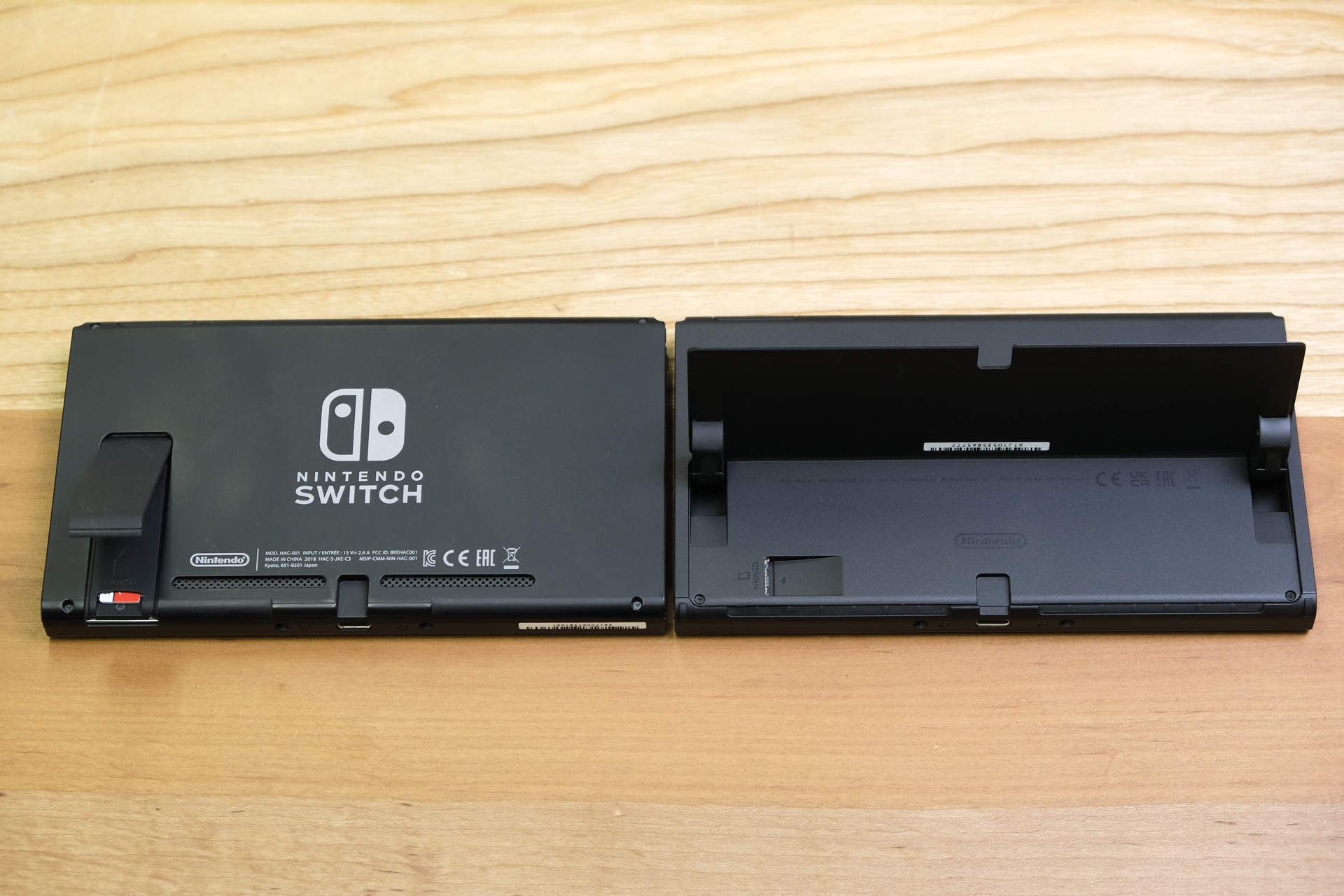 Nintendo Switch（有機ELモデル）が本日発売！ 旧Switchと比べてみた