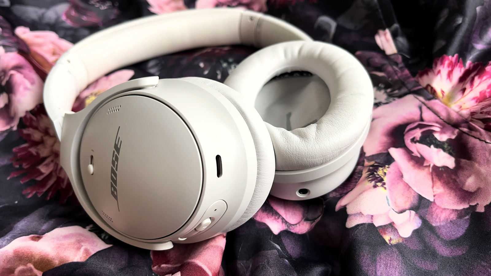 Boseの「QuietComfort 45」に革命は起こせない。でも、そこがいいの