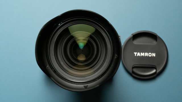 「世界初・開放F2スタートのFEマウント用ズームレンズ」は、焦点距離が35-150mmなのも最高だった