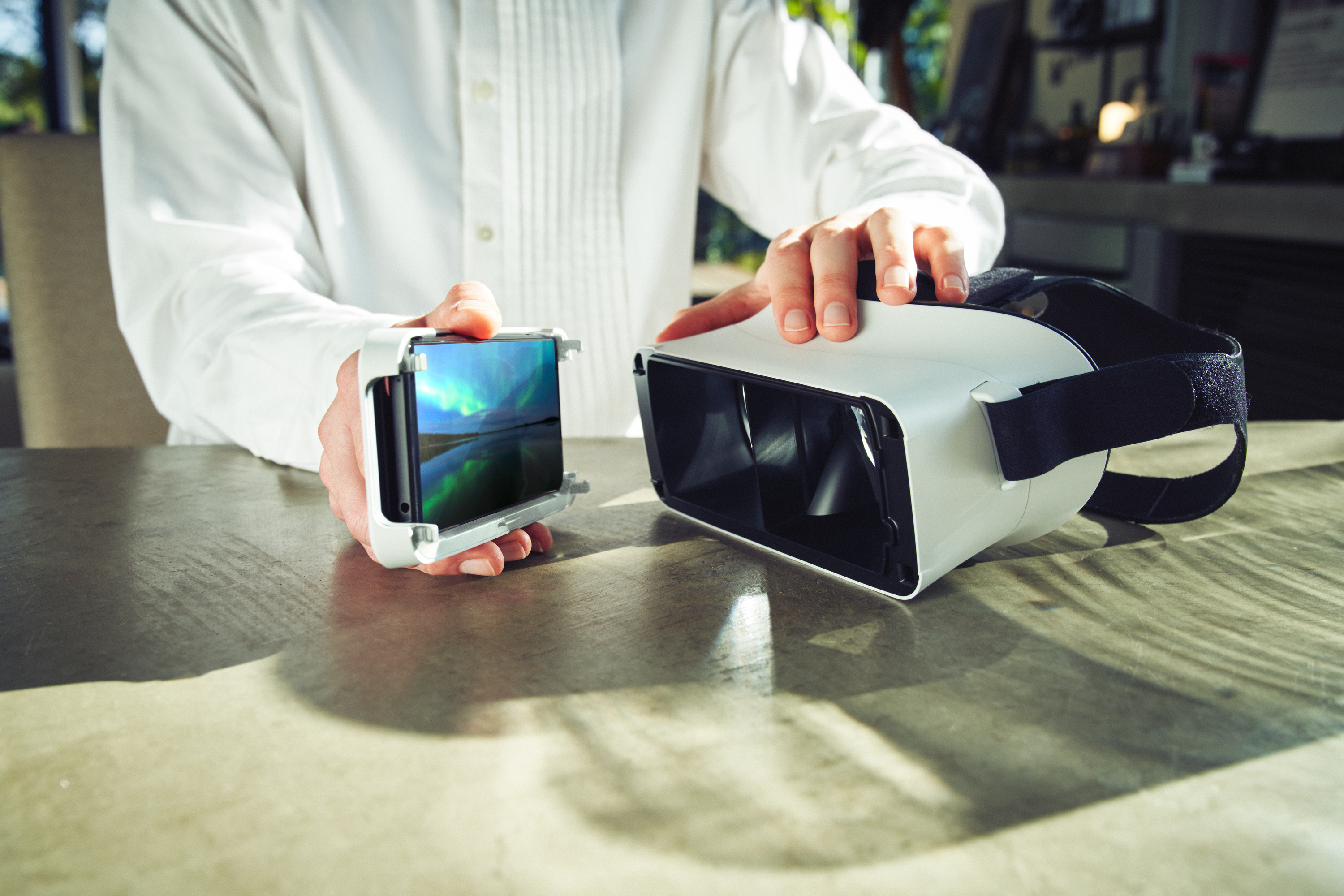 ソニーからVRヘッドセット「Xperia View」がでた！ えっ、Xperia 1 III