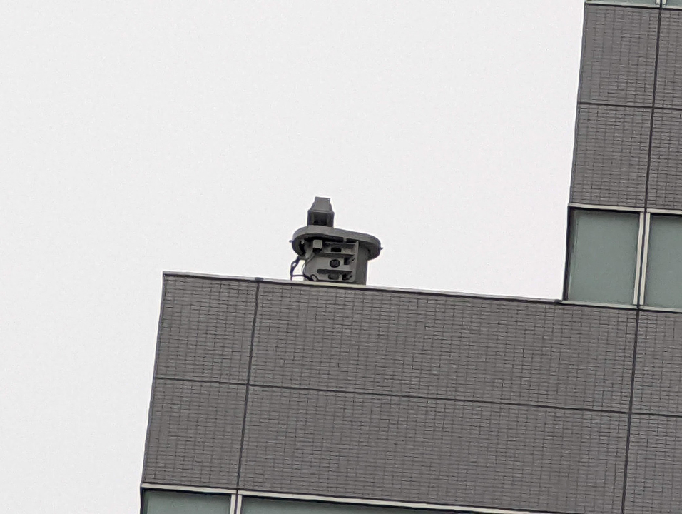 211027_pixel6comparison_markcitycloseup