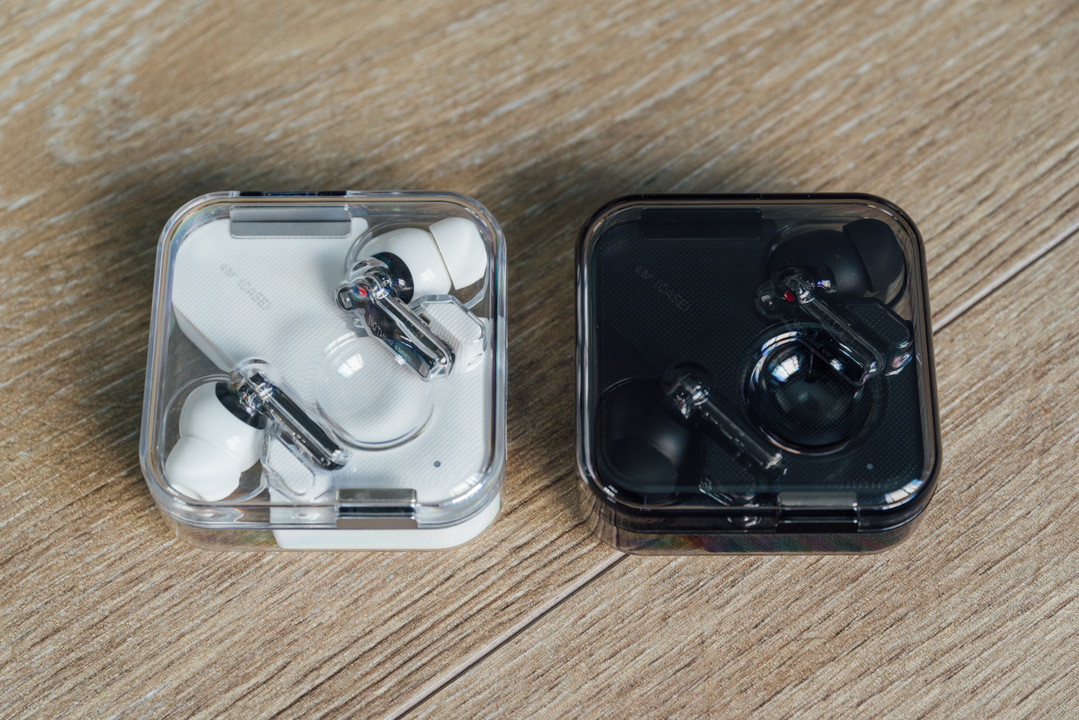 211213nothingear1black_06