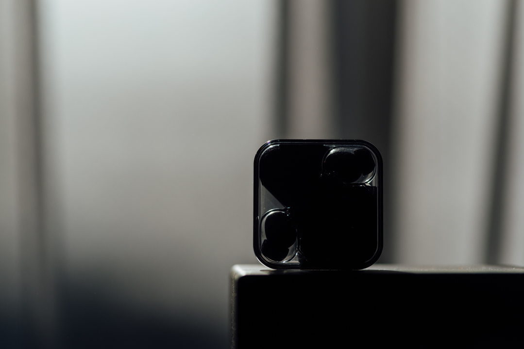 211213nothingear1black_16