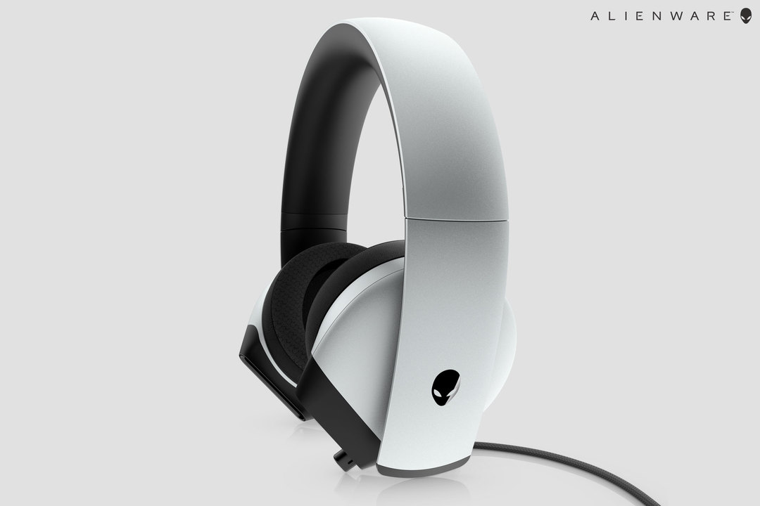 alienware_present_1