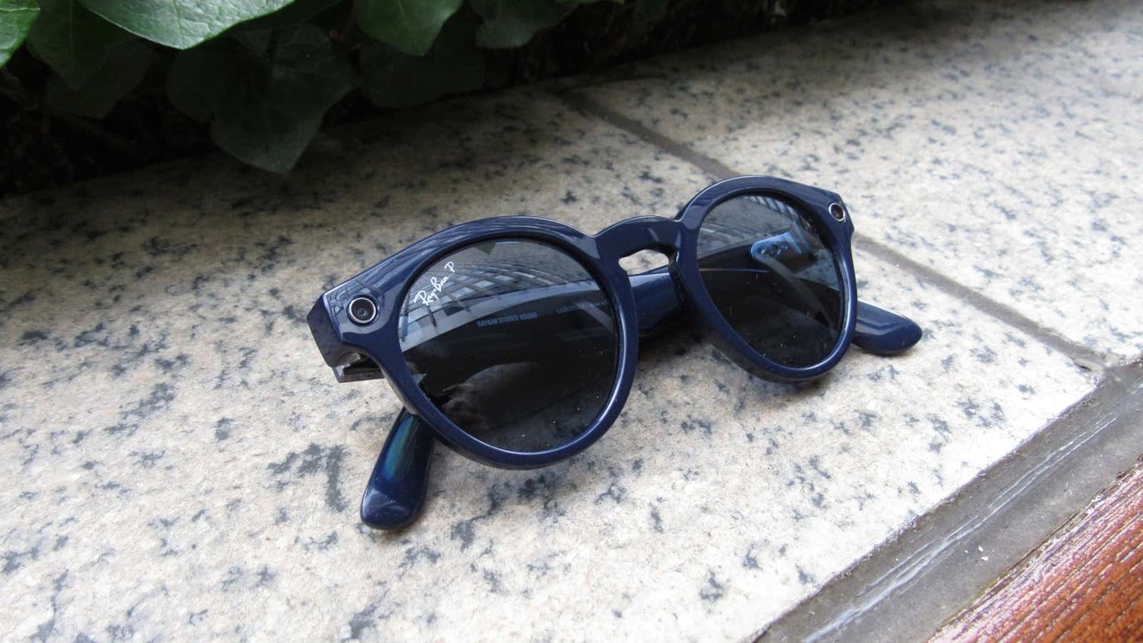 20220103Gizmodo2021dissapointed_8_Facebook_RayBanStories
