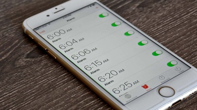 iPhoneに隠された9つの目覚まし音