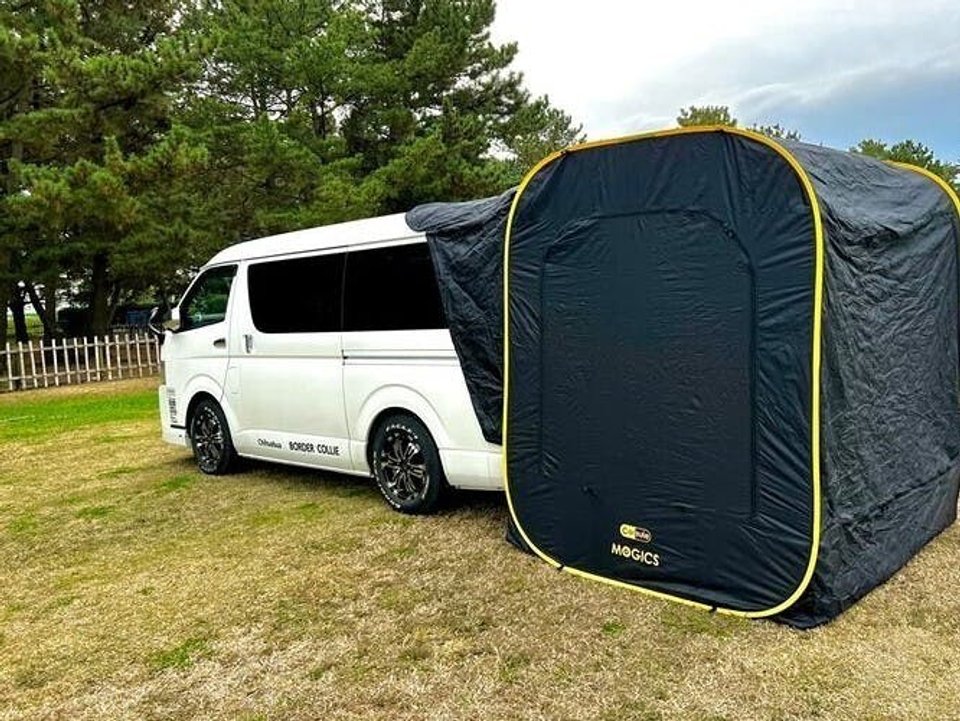 リビングをキャンプ場へ 車に連結できるテント Carsule 登場 ギズモード ジャパン