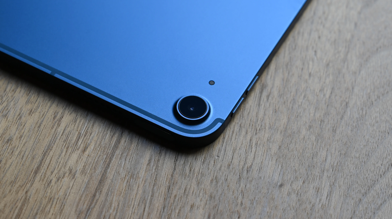 20220328iPadAir2022_rearcamera