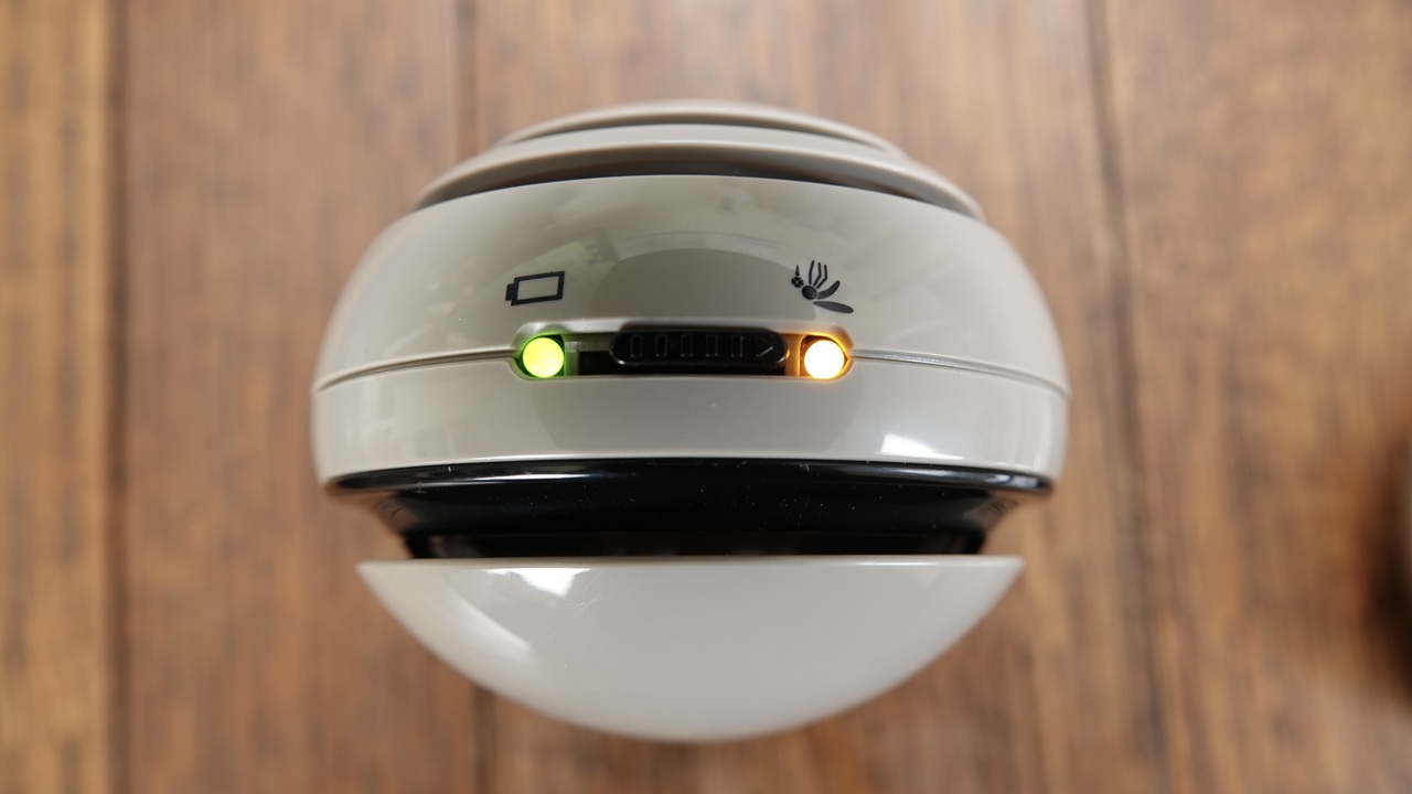 アース製薬とコールマンがコラボ 置き場所自由で無臭の電池式蚊とりに注目 ギズモード ジャパン