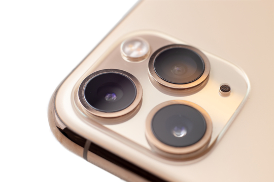 ギューンと光学ズーム。来年、iPhoneに高倍率な「ペリスコープレンズ」が搭載されるかも