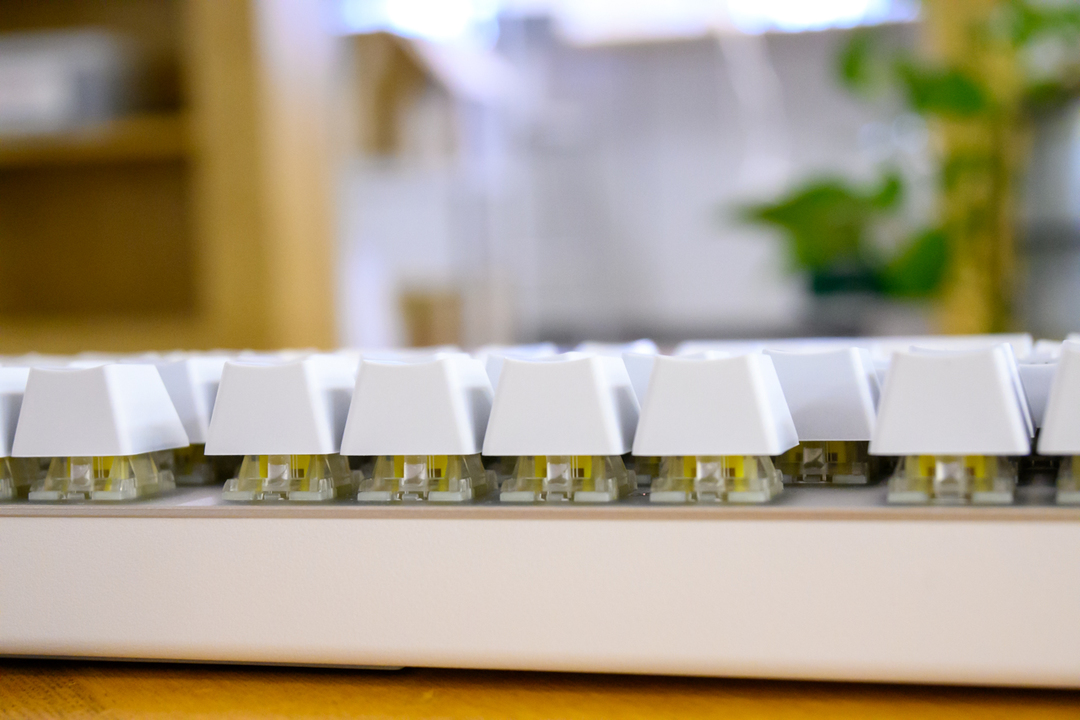 220419RAZER-05