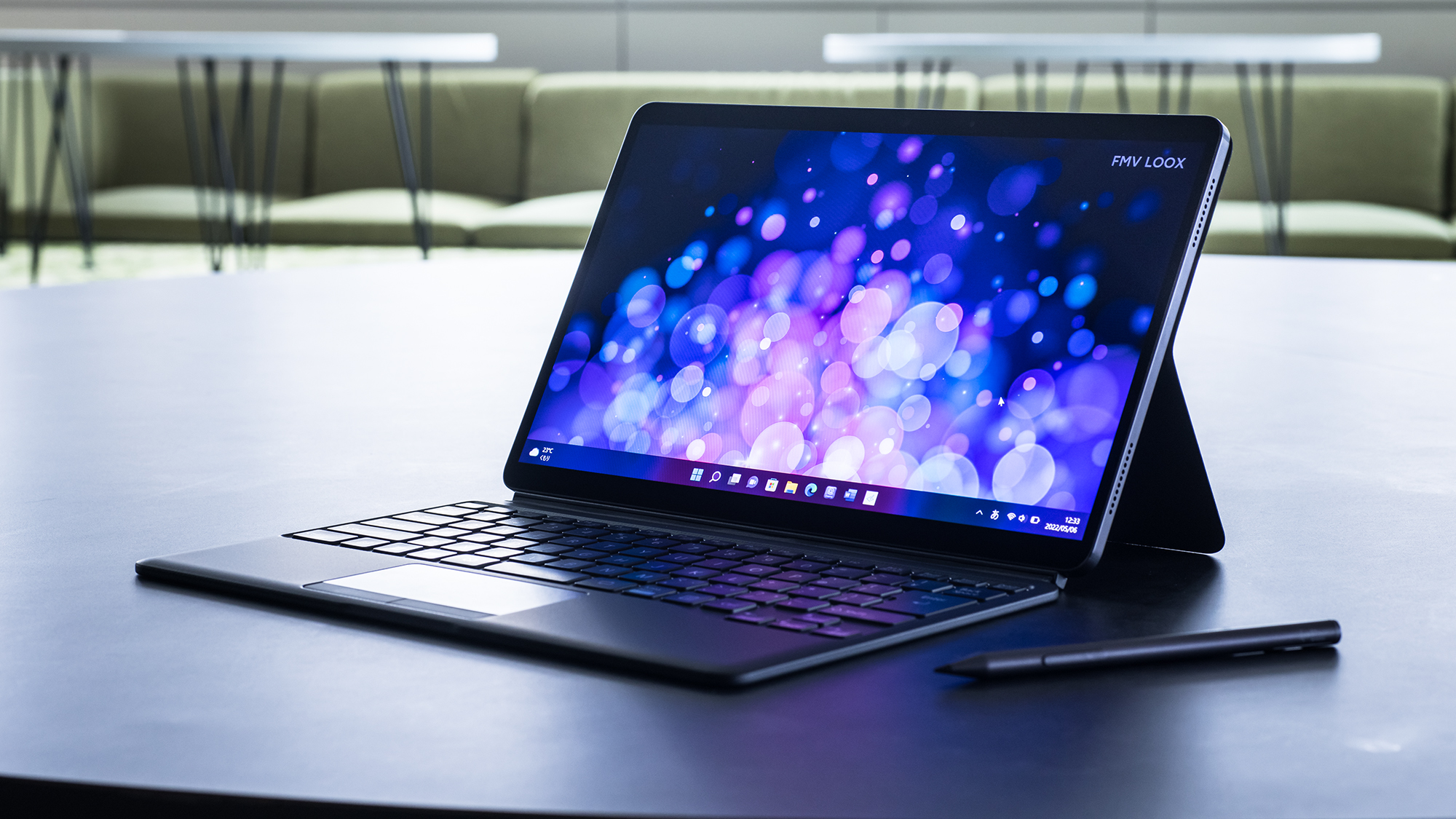 手にすると何かしたくなるPC。「FMV LOOX」はクリエイティビティを刺激