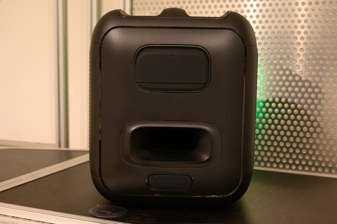 220525jbl-02