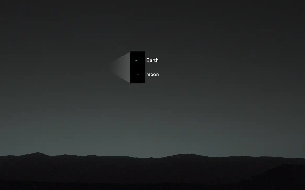 220530earth11