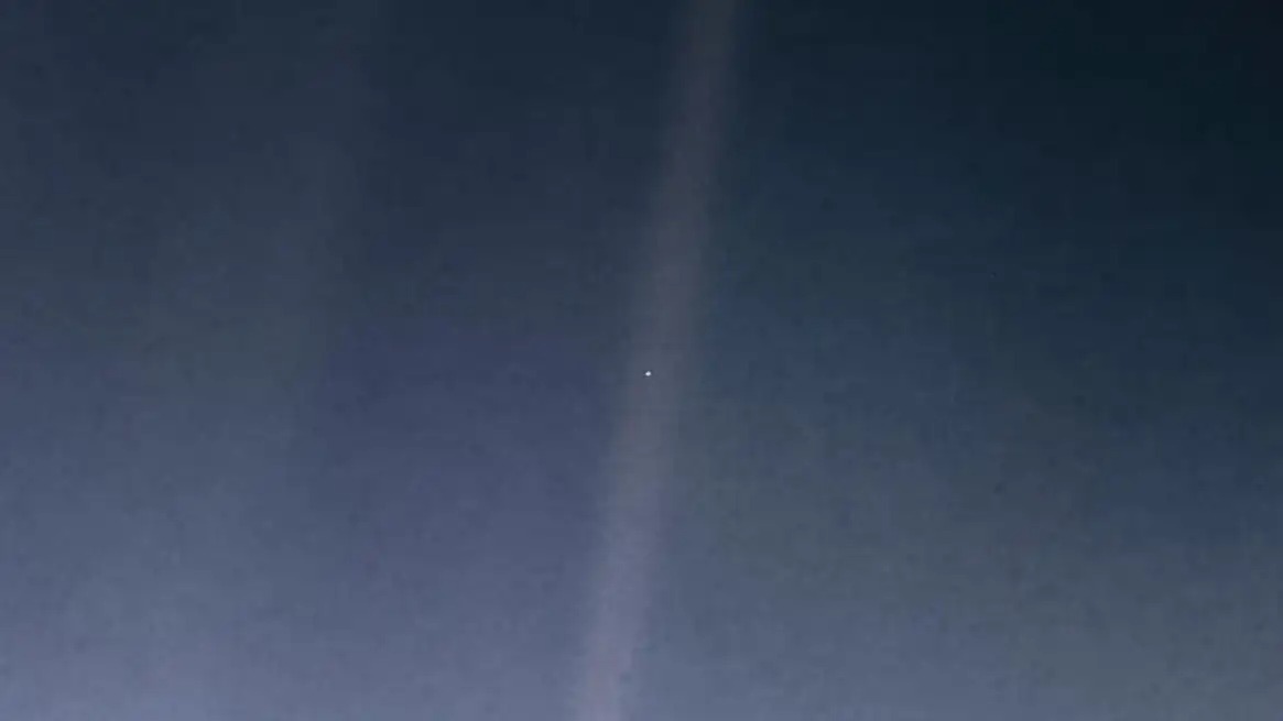 220530earth8