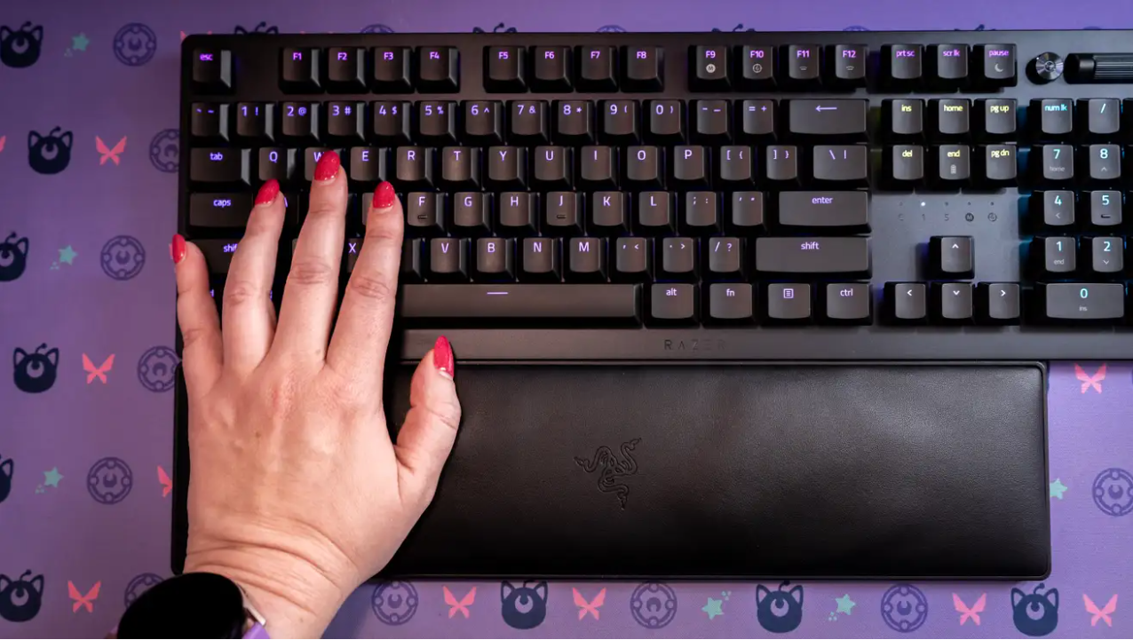 20220728RazerDeathStalker_v2_Pro_d_wristrest