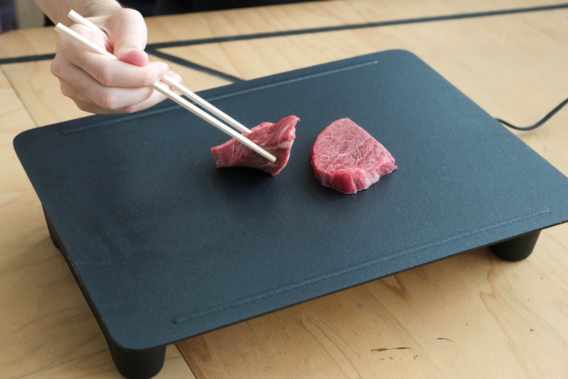 未来型ホットプレート「abien MAGIC GRILL」がリニューアルしたので