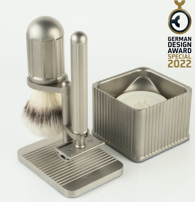 Design94オールチタンシェーバ07