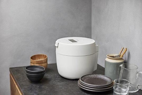 5合炊きなのに3合炊きより接地面積が小さい。理想の炊飯器見つけちゃいました