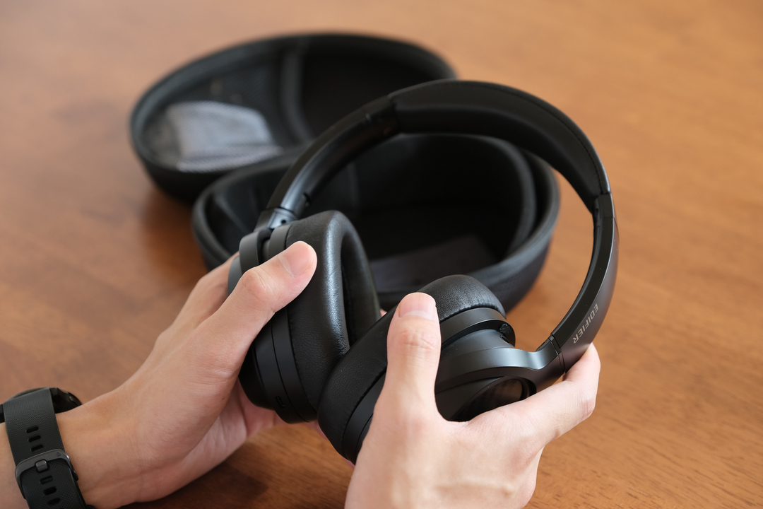 220904staxheadphone_05