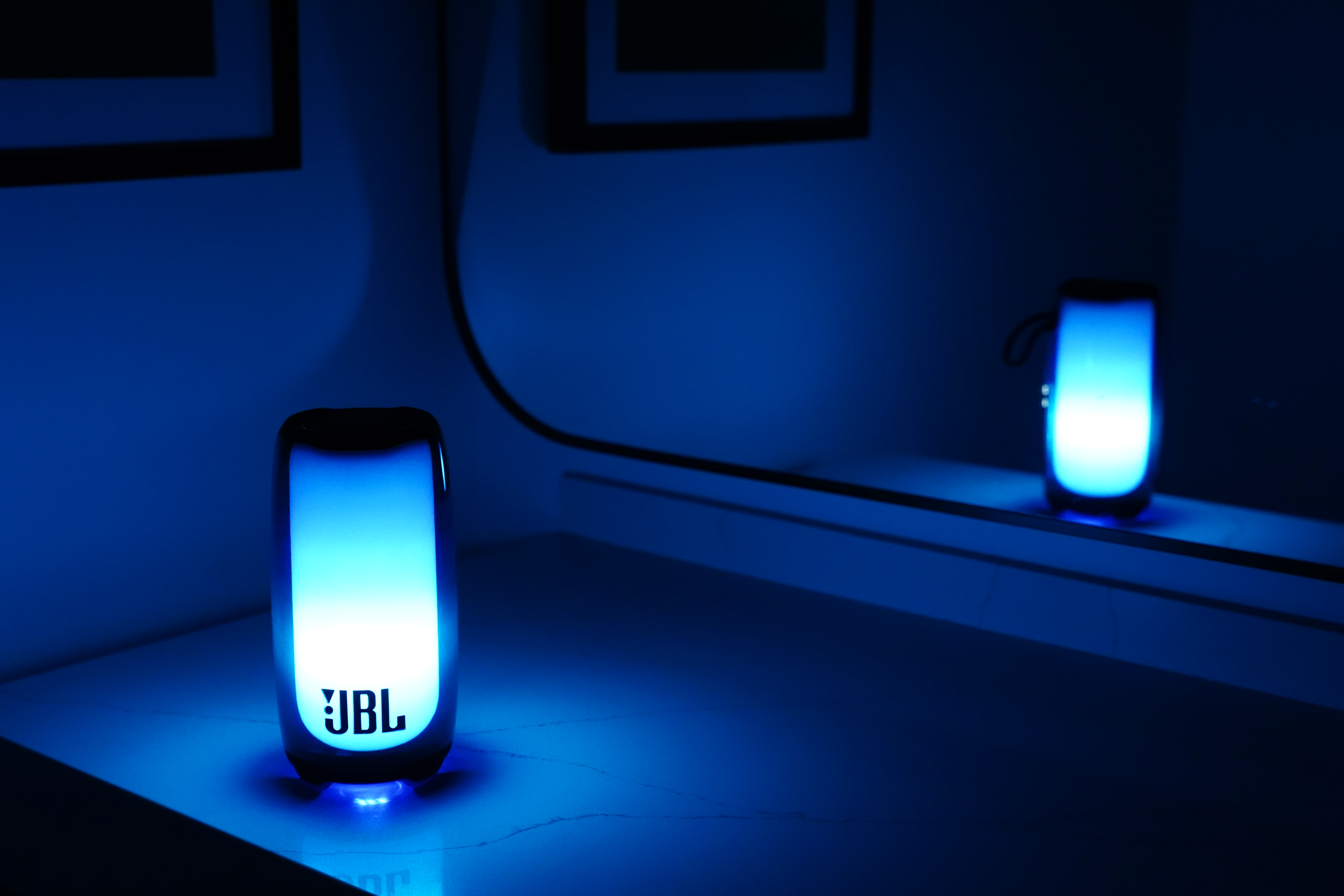 どうしてスピーカーを光らせるの？ JBL Pulse 5のデザイナーに聞いて