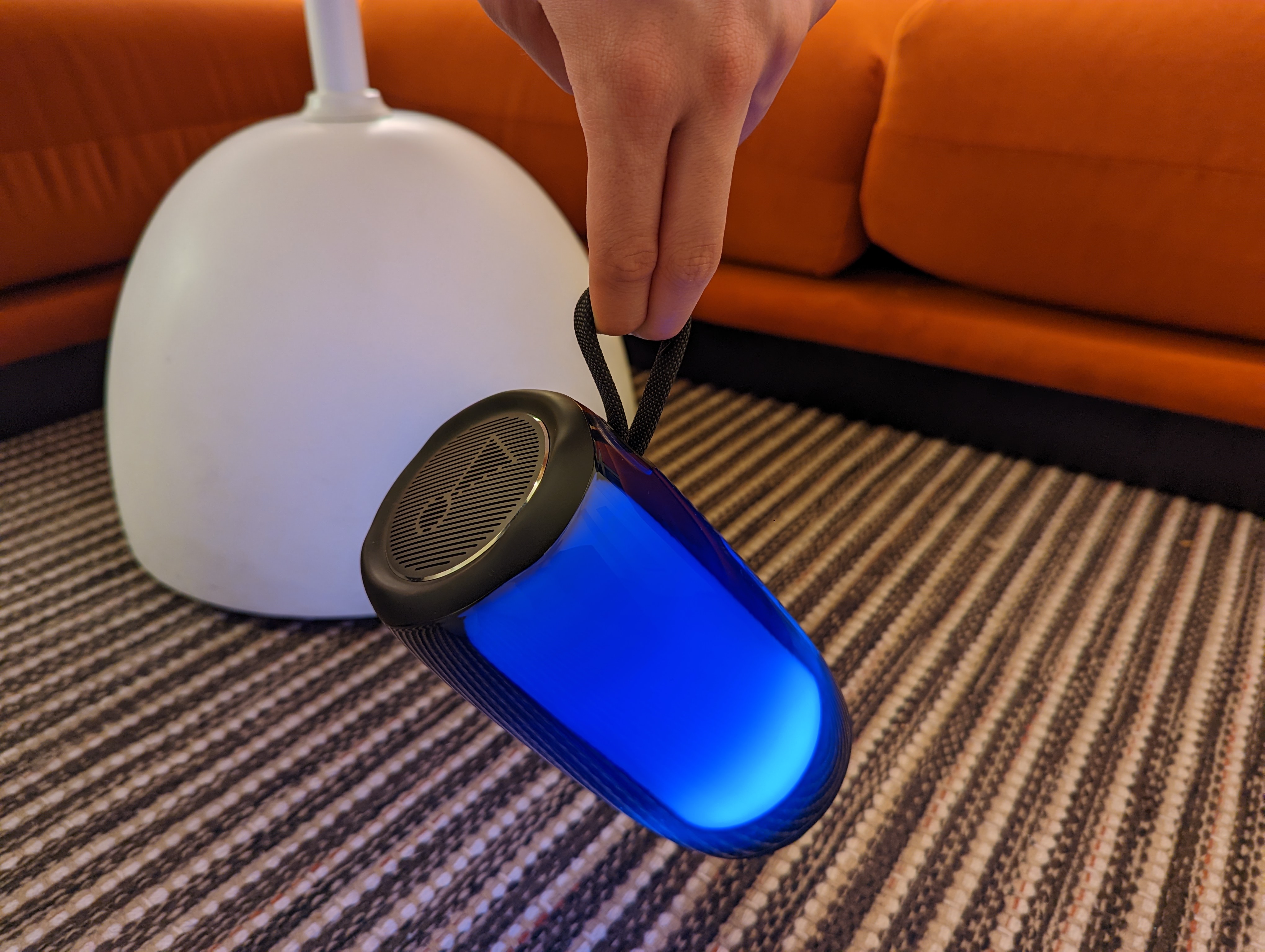 どうしてスピーカーを光らせるの？ JBL Pulse 5のデザイナーに聞いて