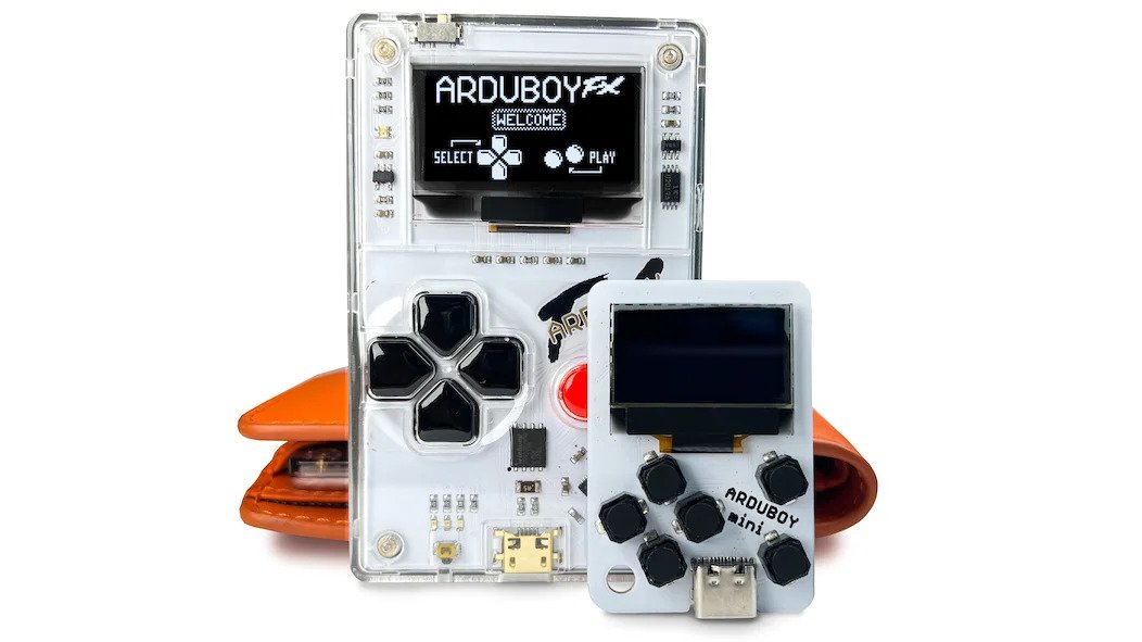 仕様が不思議な超ミニミニレトロゲーム機「Arduboy Mini