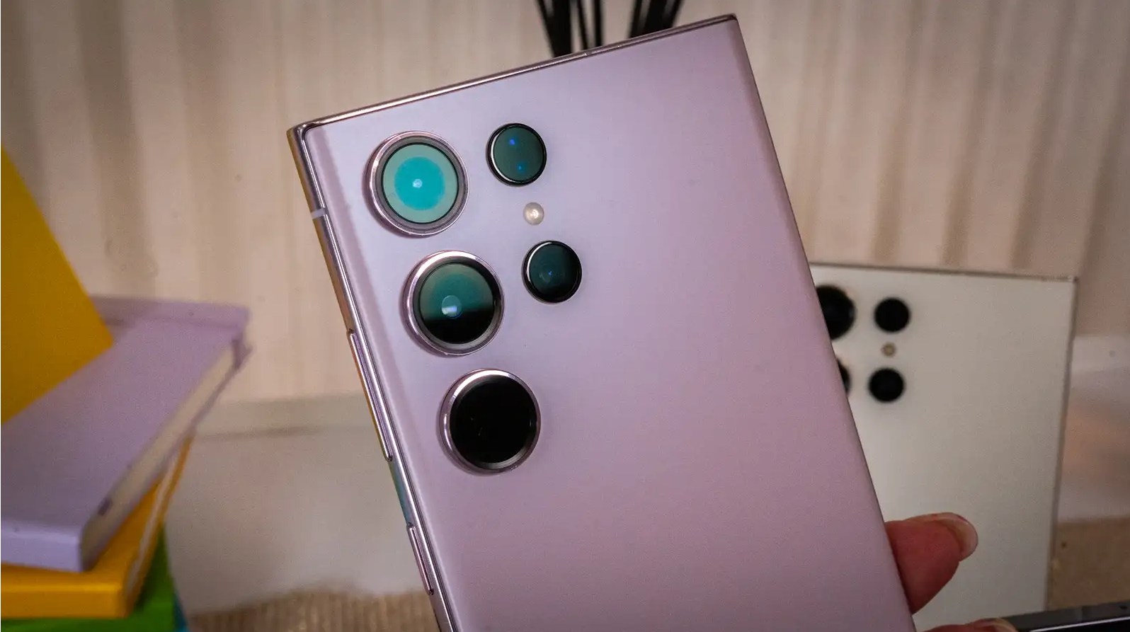 カメラが2億画素、最強進化したスマホ「Galaxy S23 Ultra